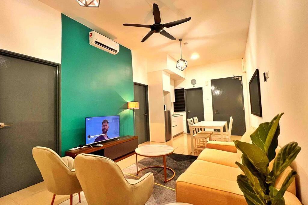 Cozy Aera Residence / Free Wi-Fi Netflix / Sunway Petaling Jaya Exterior photo